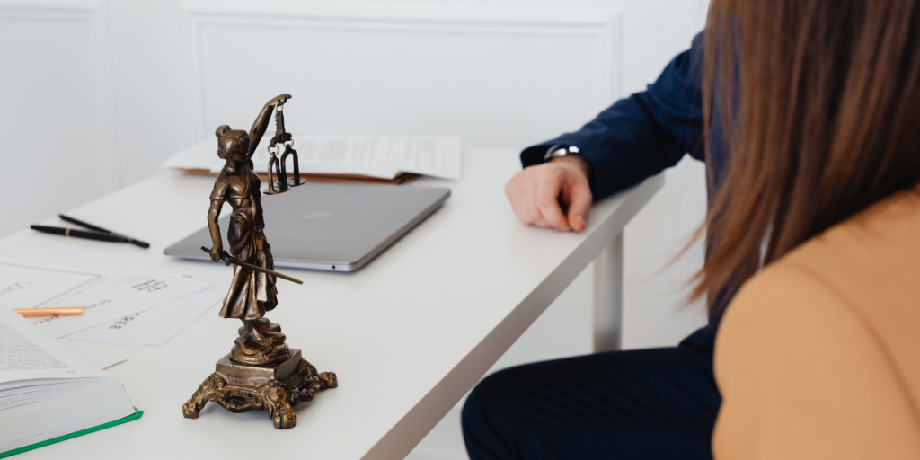 fideliser-collaborateurs-turnover-cabinet-avocats